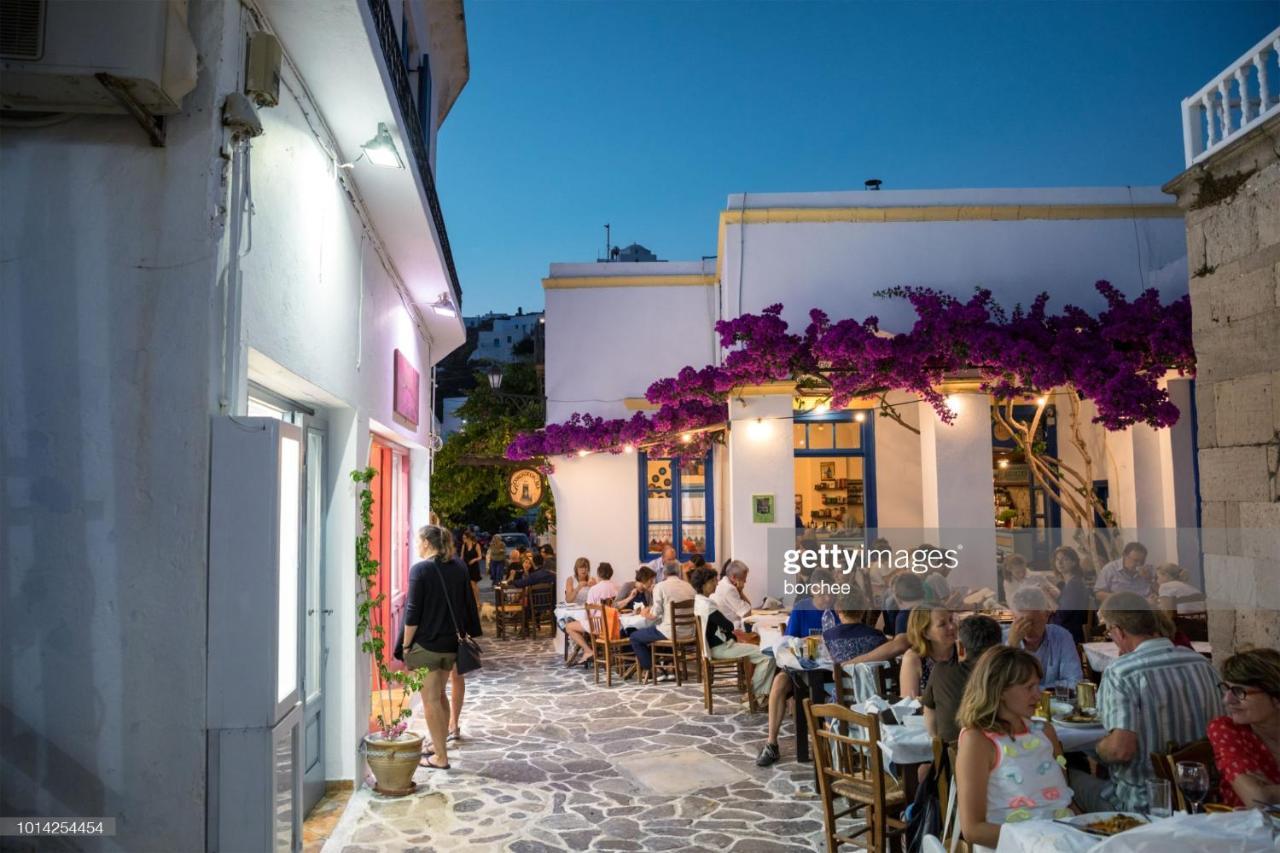 Athens City Center Luxury Suites Exteriör bild
