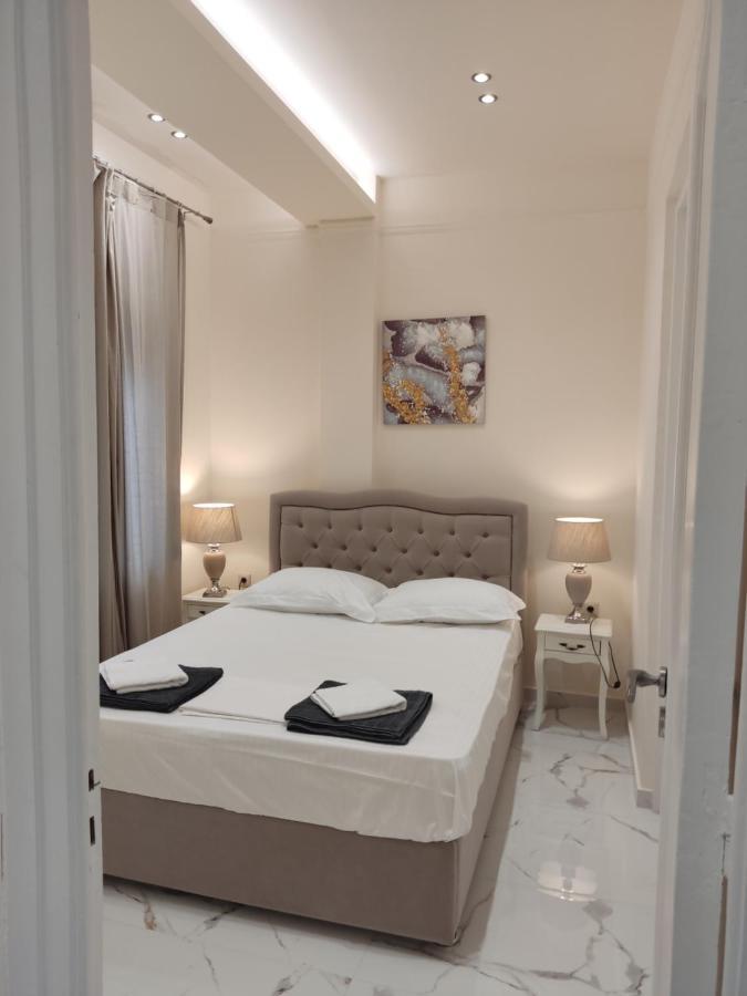 Athens City Center Luxury Suites Exteriör bild