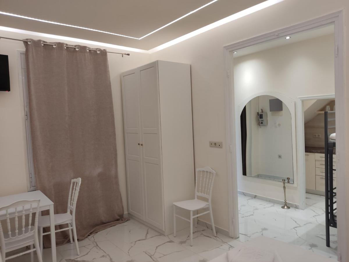 Athens City Center Luxury Suites Exteriör bild