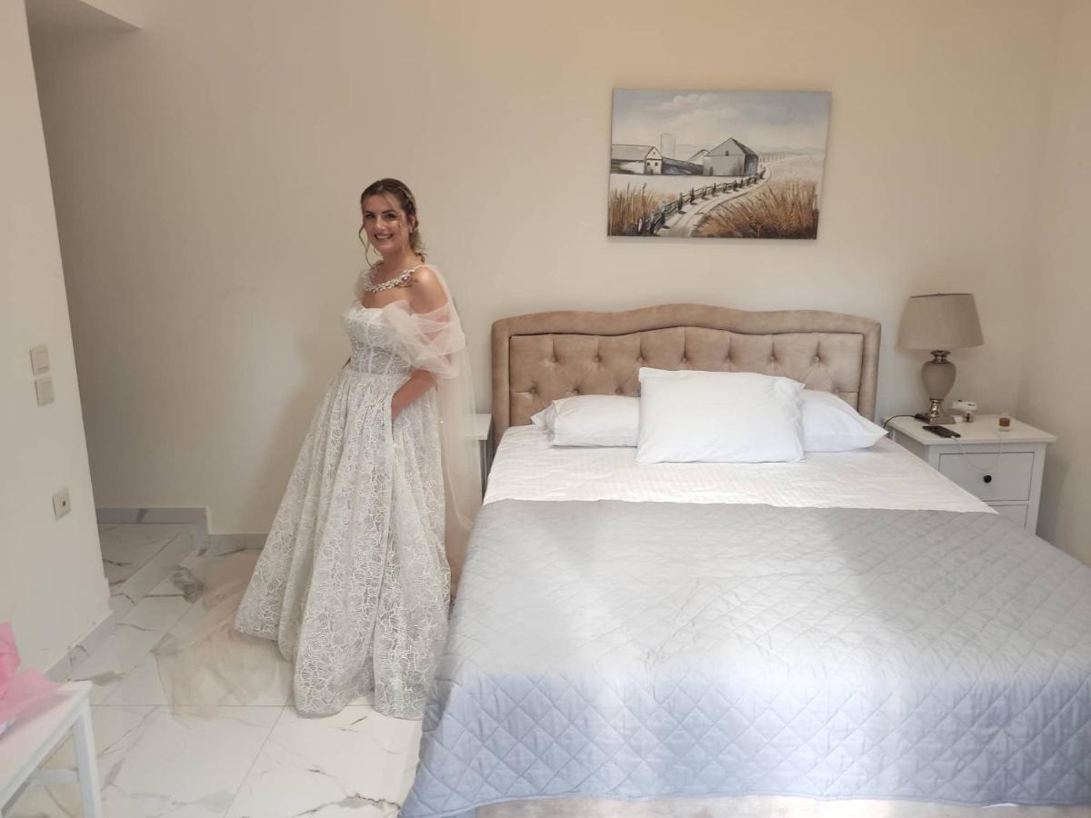Athens City Center Luxury Suites Exteriör bild
