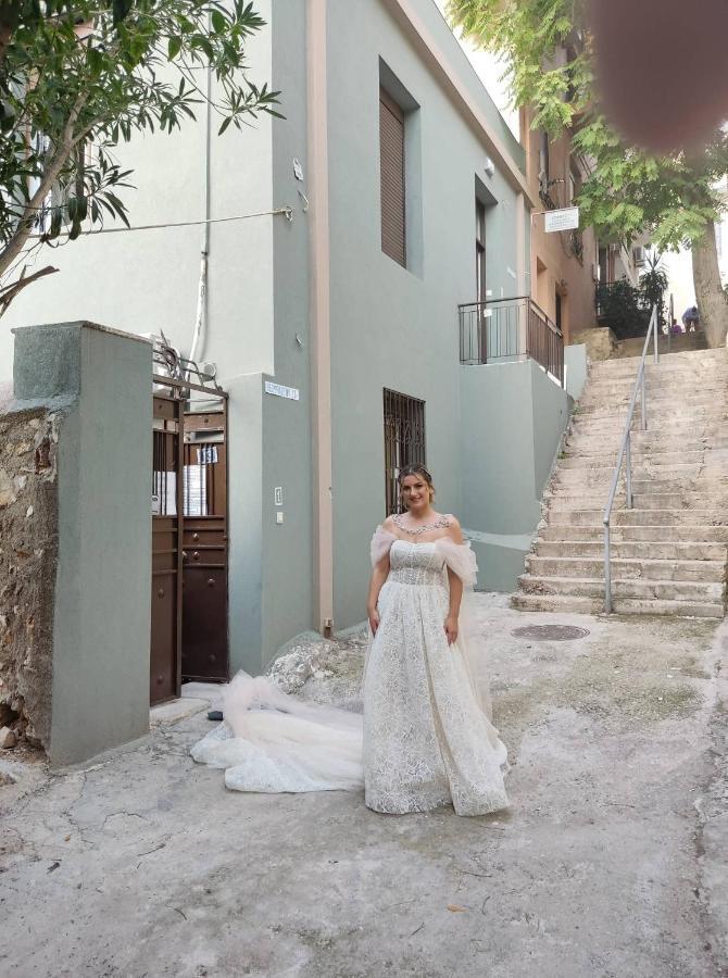 Athens City Center Luxury Suites Exteriör bild