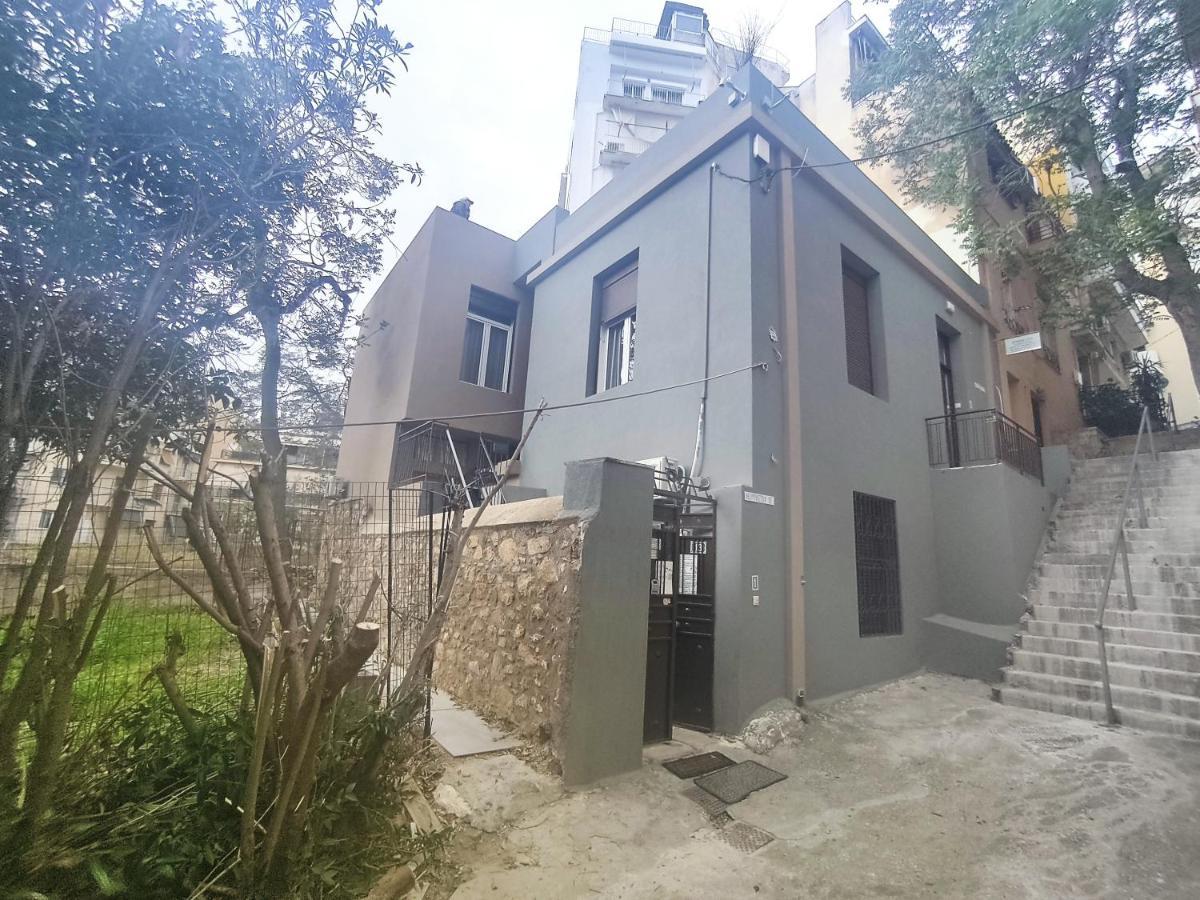 Athens City Center Luxury Suites Exteriör bild